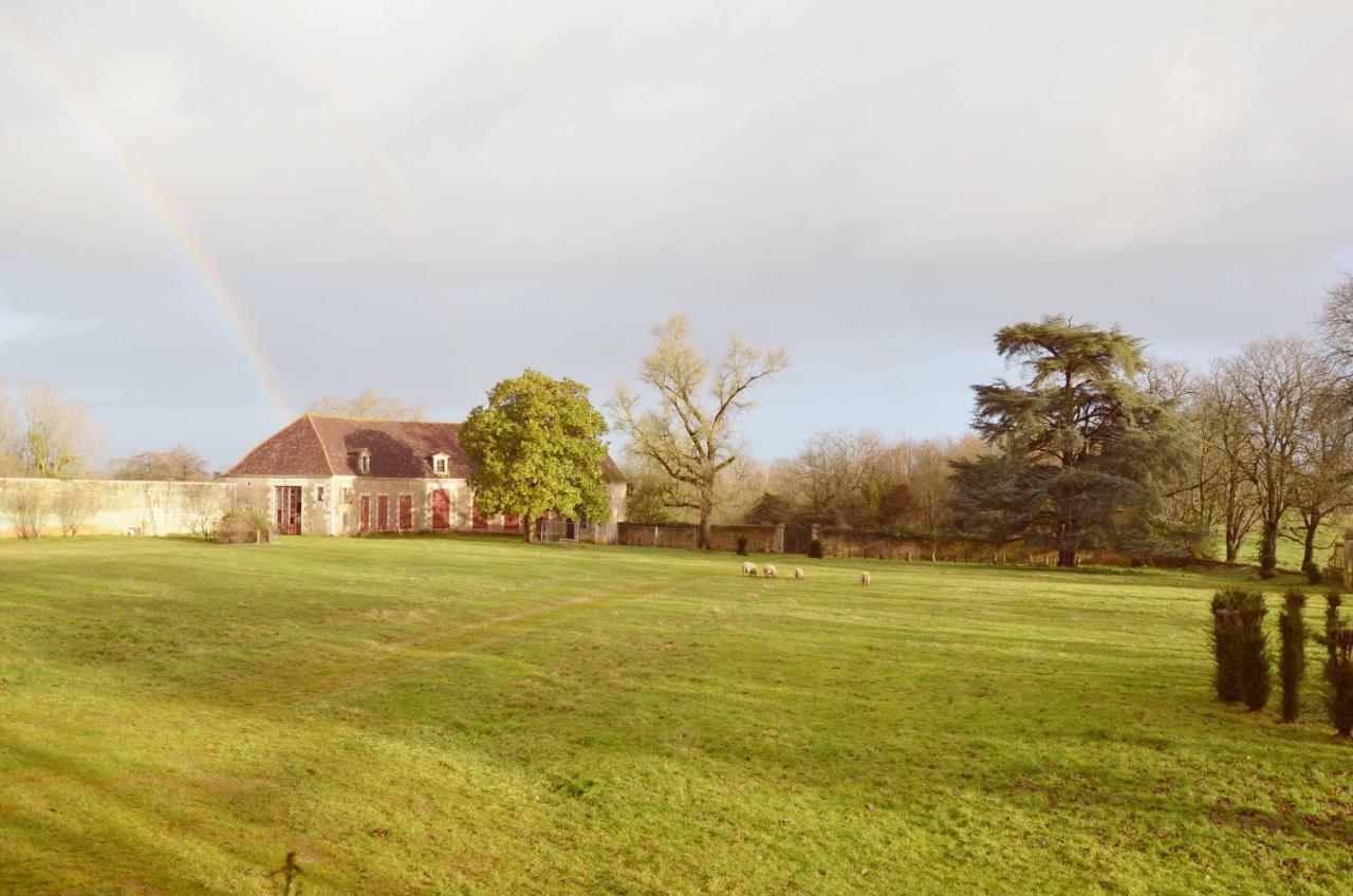 Chateau Des Noces Bazoges-en-Pareds Exterior foto